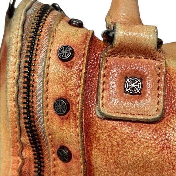 Old trend distressed mini trunk - Picture 4 of 10